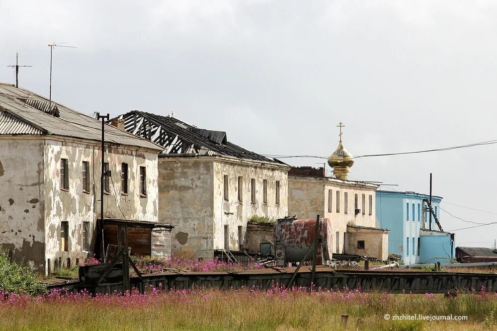 Город копи. Угольные копи Чукотка. Посёлок городского типа угольные копи. Поселок Ленинградский Чукотка. Угольные копи Чукотка на карте.