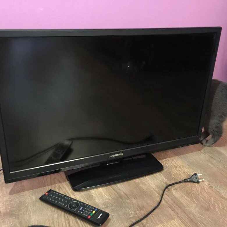 Телевизор lg 81 см. Телевизор Ирбис 32. Телевизор Irbis s32q63hal 32". Irbis 32 диагональ. Телевизор Шарп 81 диагональ.