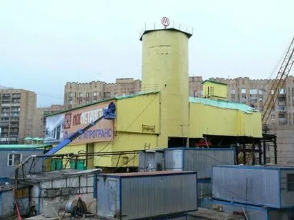 Метро суворовская