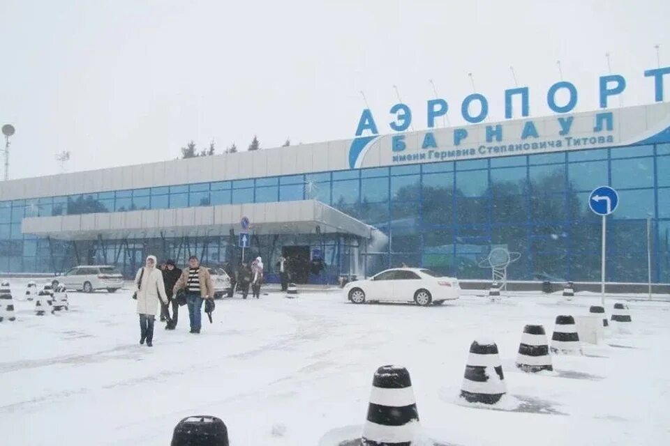 Правительство России не даёт денег на ремонт взлётной полосы барнаульского аэроп