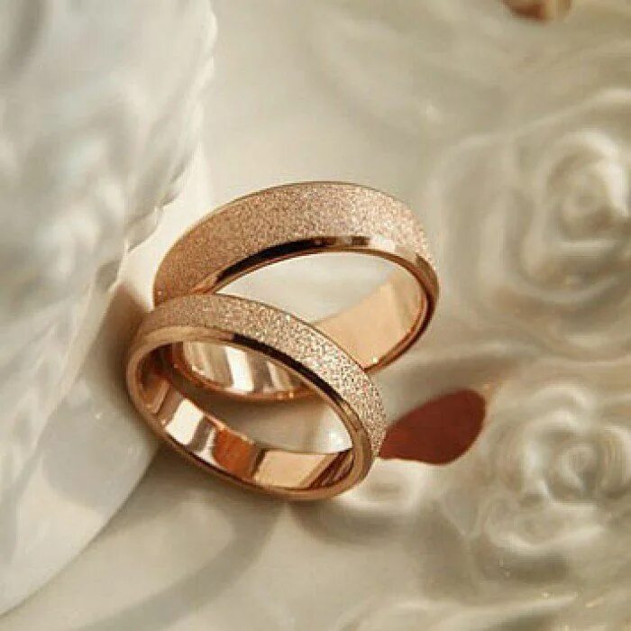 Санлайт обручальные кольца парные. Обручальные кольца 2022 парные. Обручальное кольцо 2023. Кольцо шайба 2022. Обручальные кольца парные 2023 санлайт.