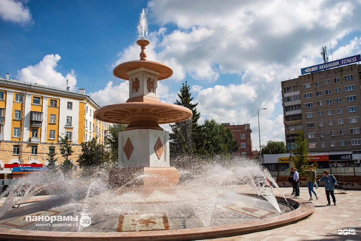 Каменске уральском площадь горького. Фонтан каменск-уральский площадь горького. Римский фонтан каменск уральский. Каменск-уральский фонтан горького. Римский фонтан каменск уральский.