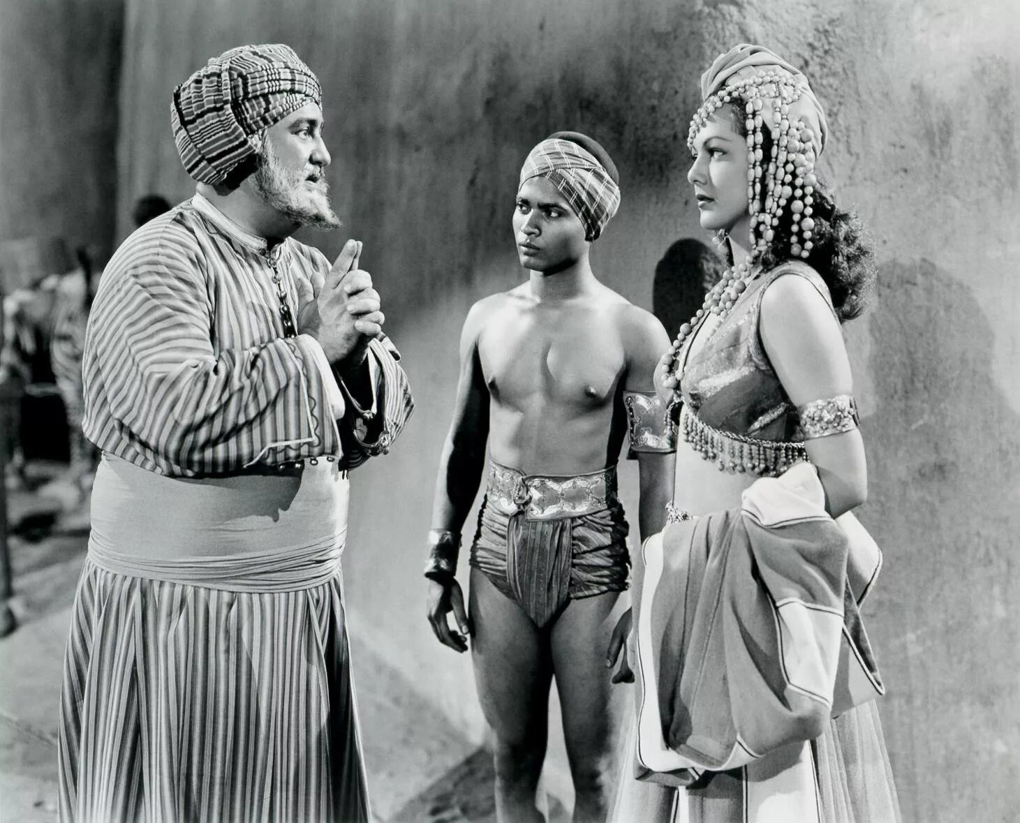 Ming bir kecha. Арабские ночи Arabian Nights 1942. Зета Джонс Шахерезада.