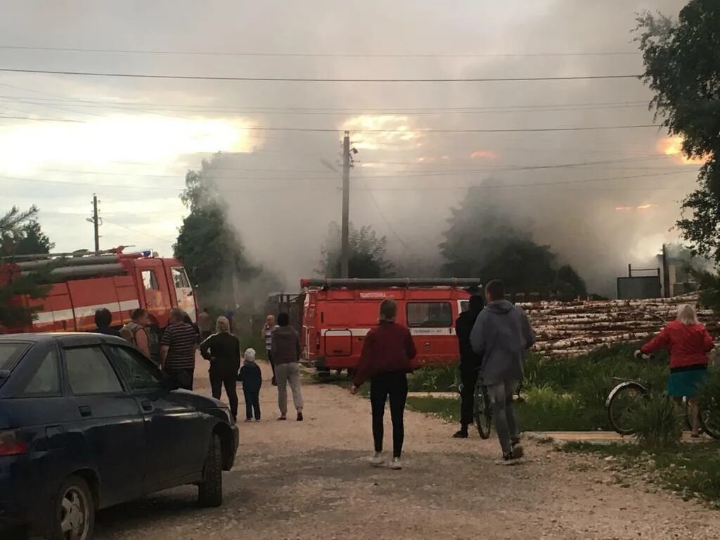 Погода молотицы муромский. Село Молотицы. Молотицы Муромский район. Сгоревшее село от турецких рук. Село Молотицы с птичева полета 2019 года.