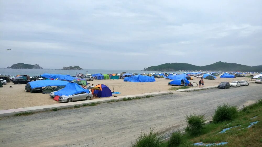 Дром база приморский край. Триозерье Владивосток. Море Триозерье Приморский край. Голубая Лагуна Триозерье.