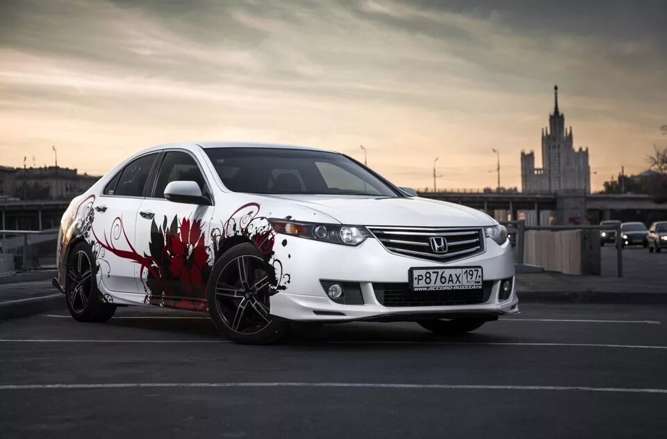 Аккорд тюнинг. Honda accord 8 vinyls. хонда аккорд 2008 в обвесе. honda accord 2008 art. honda accord 8 type s.