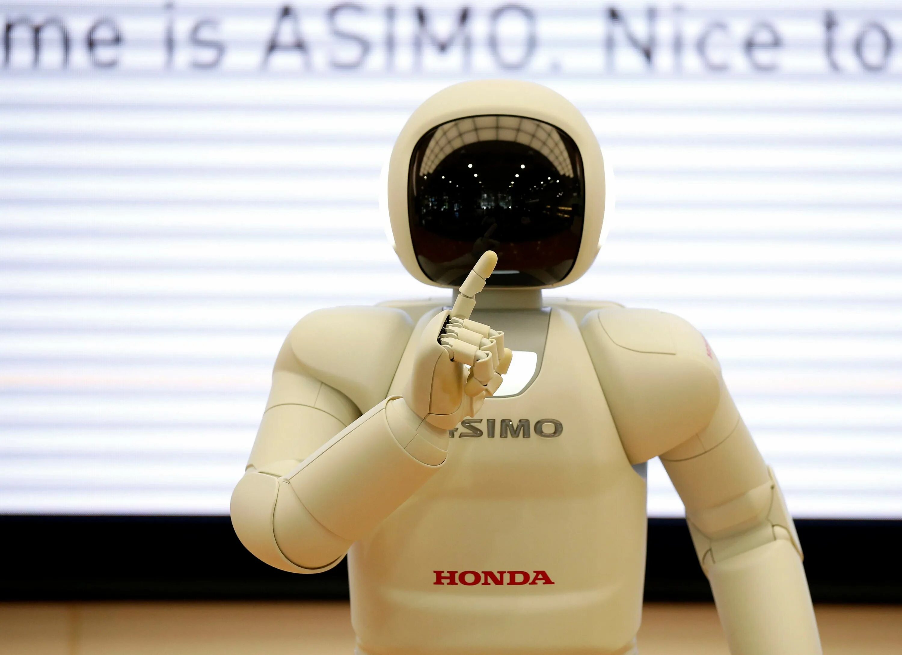 Робот асимо. Робот асимо 2025. робот аватар асимо. похожий на робота асимо. поболтать с роботом asimo.