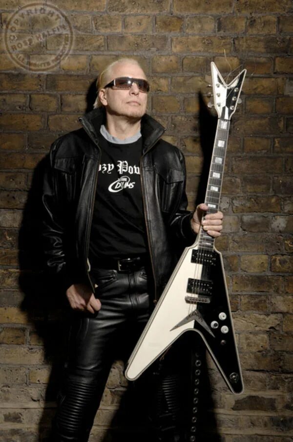 Группа михаэль бараковский. Группа michael schenker group perfect timing 1987. Michael schenker group "msg". Group michaels. Group michaels.