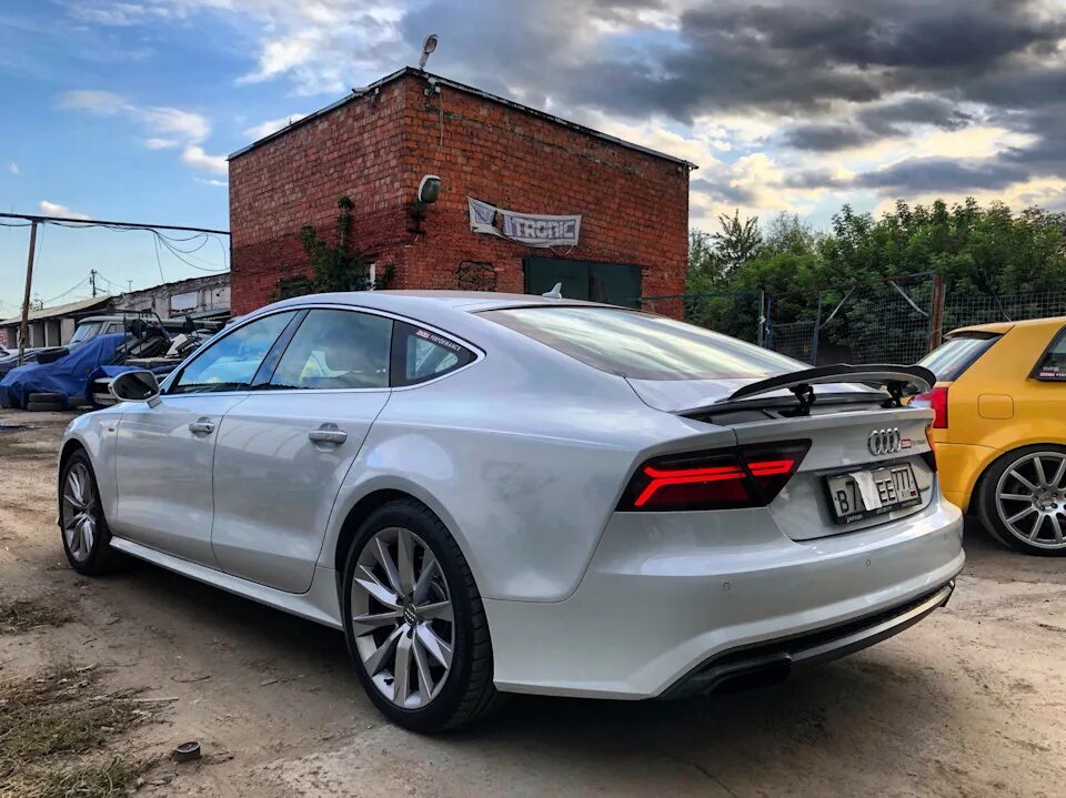 4g 2011. Audi a7 2015. Ауди а7 2017. Audi a7 2012. Audi a7 2017 белая.