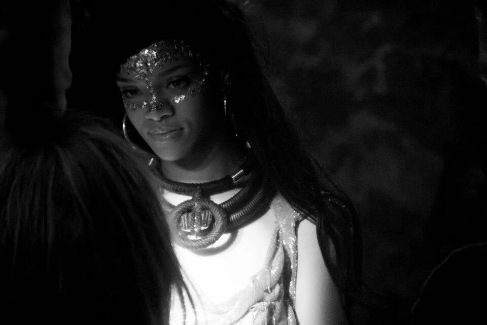 Rihanna where have you been. Rihanna where have. Rihanna where have. рихана where have. Rihanna been where have you been.