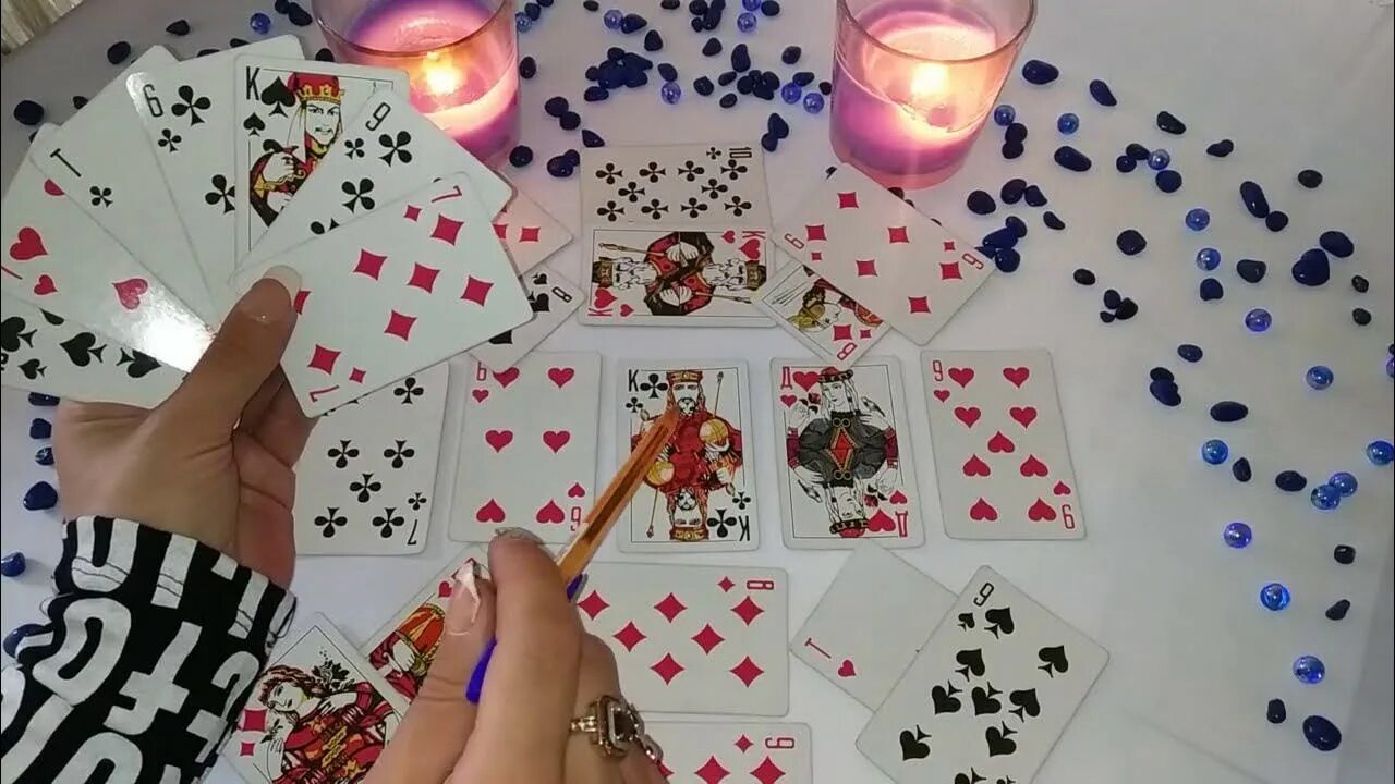 Разговор с его душой гадание. Черная колода карт. Таро екатерининское гадание. Гадать на таро екатерина. Гадания екатерины орловой.