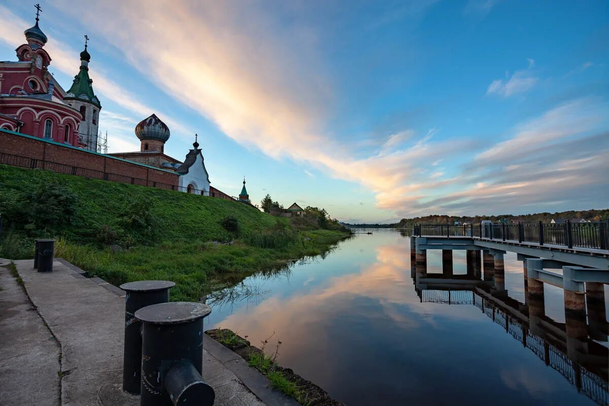 волховские авторы. феликс вадимович волховский. волховские авторы. река волхов. волховский олег люди огня.