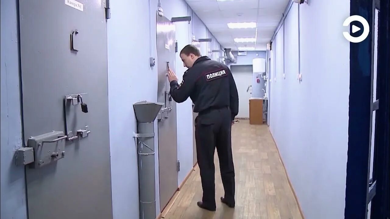 Условия содержания задержанных. Камера административно задержанных. камера для задержанных лиц. ивс шарыпово.