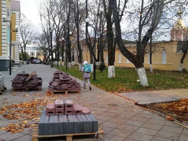 Парк победы в касимове. Парк пушкина касимов. Касимов въезд в город. Пушкинский сквер касимов. Парки касимова.