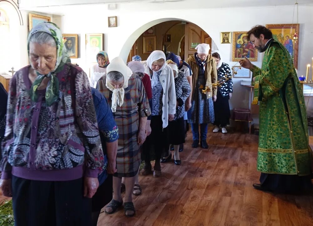 Погода в б ирбе. В большой Ирбе. Поселок Ирба. Большая Ирба. Церковь пгт большая Ирба.