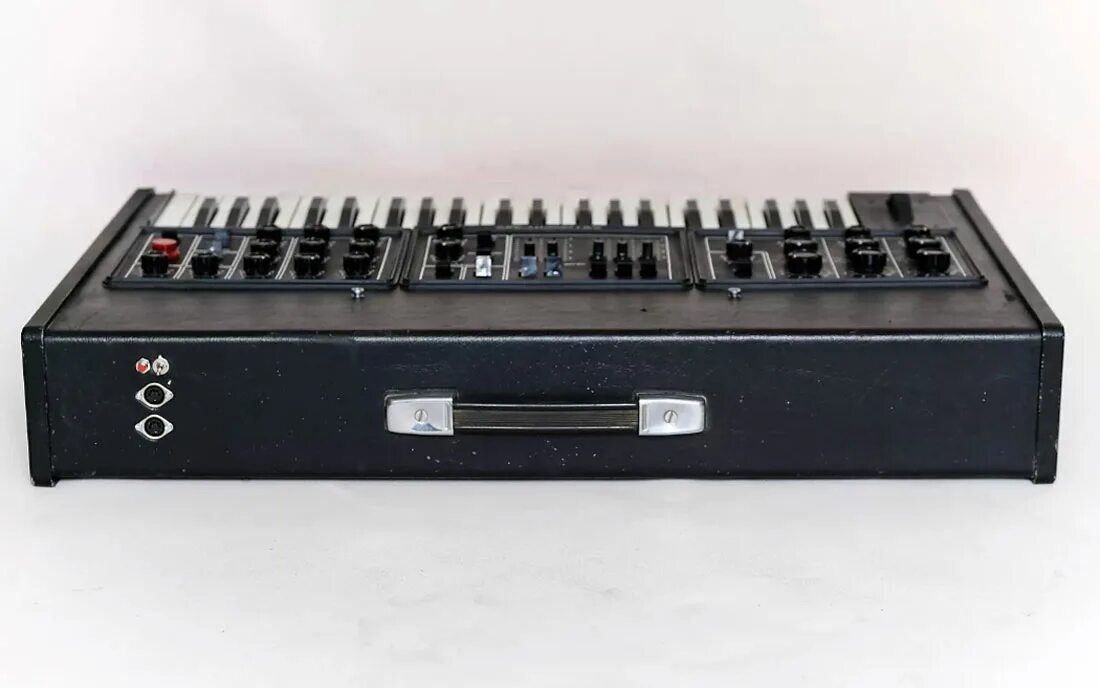 Двухоктавный синтезатор. Клавиши вектор. Midi-клавиатура iplay iplay piano. Установить midi. Синтезатор без фона.