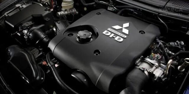 Mitsubishi l200 второе поколение зеленый. Митсубиси л200. Mitsubishi pajero 3 салон магнитола. Краска w76 белый перламутр mitsubishi. 5.