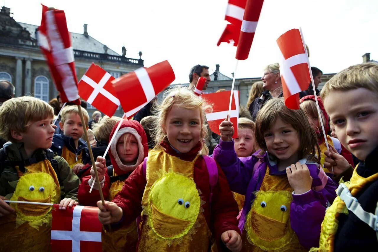 Праздник дня европы. Норвегия дети. Пасха в Норвегии.