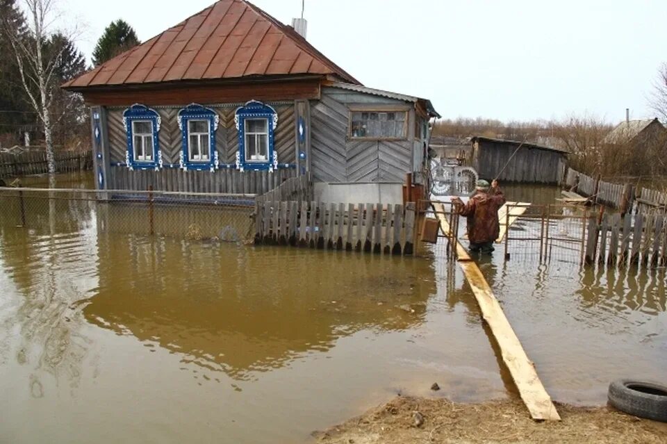 Река уста нижегородская область. Уста поселок школа. Уста поселок. Уста поселок школа. Погода в усте нижегородской обл.
