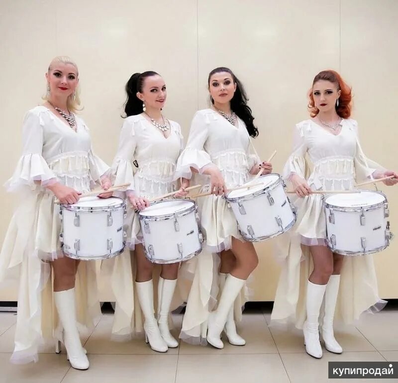 Слушать барабанщиц. Шоу барабанщиц. барабанщицы на мероприятие.