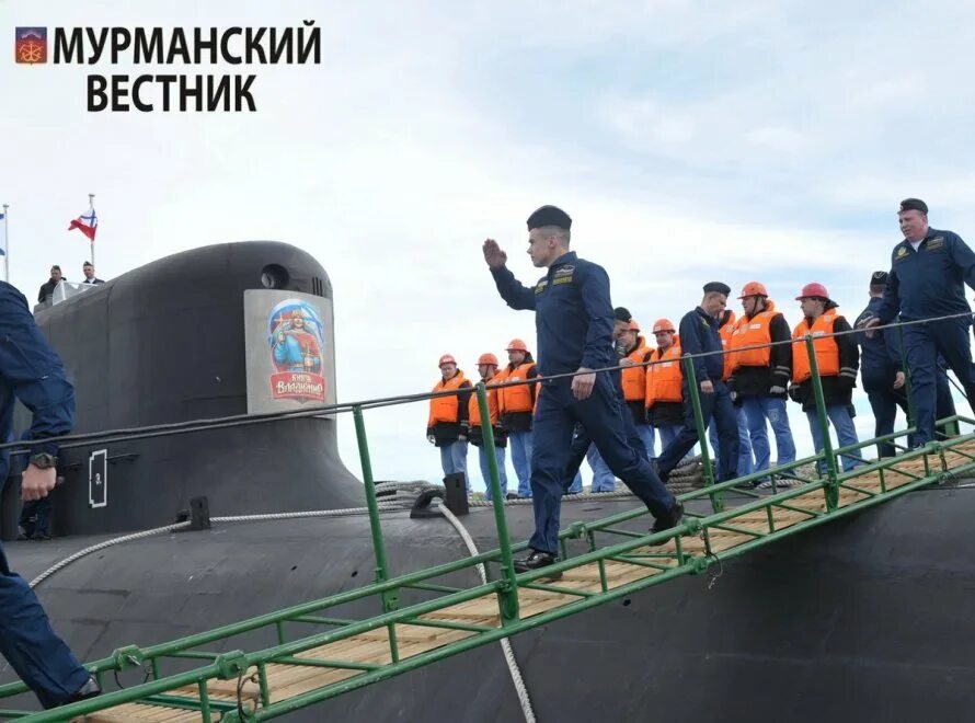 Апл пр 971 щука-б. Лодка ленинский комсомол. Подводная лодка шла трое суток. Подводная лодка шла трое суток. 641б подводная лодка.