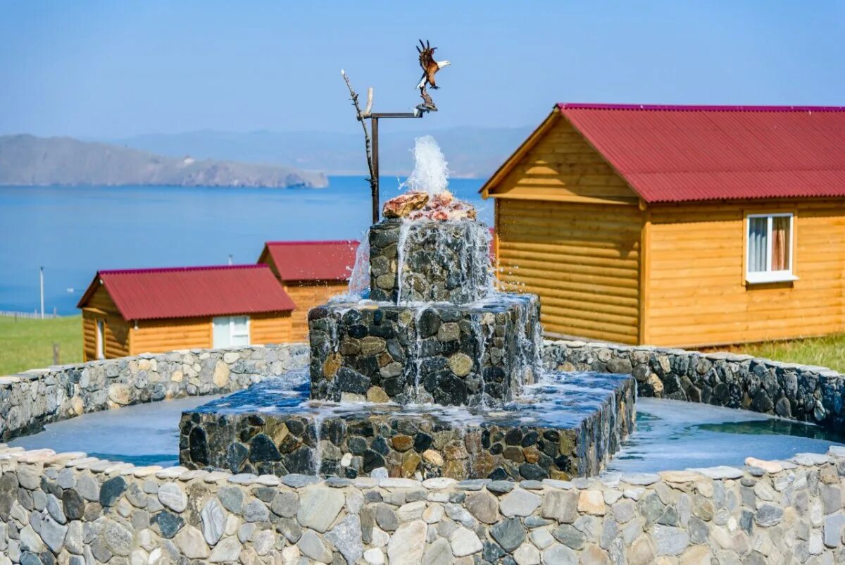 Ольхон Малое море база отдыха. Байкал турбаза Байкал. Турбаза мир Байкала. Озеро Ольхон на Байкале турбаза.