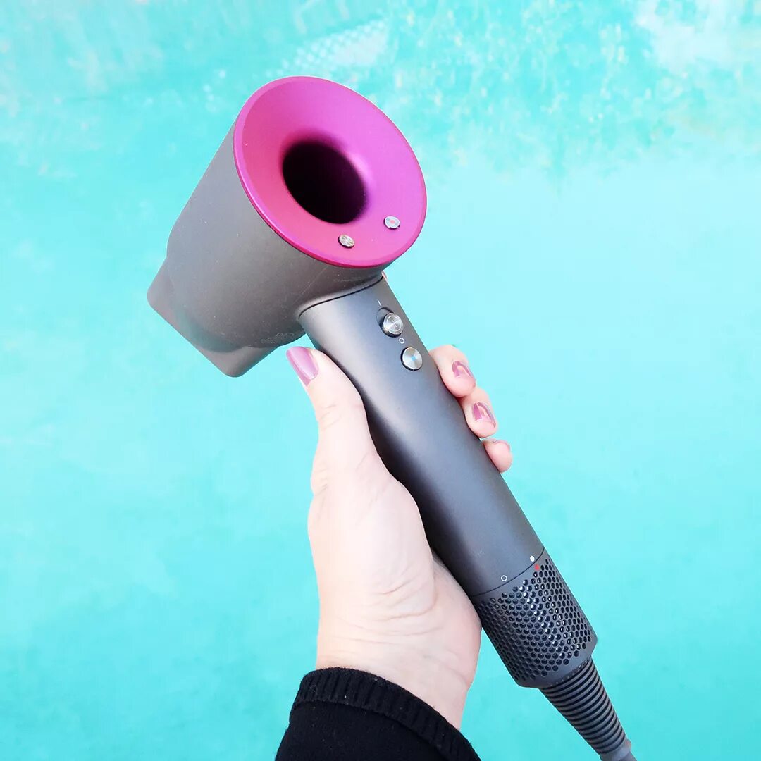 Дорогой фен дайсон. Фен Dyson Supersonic. Фен Дайсон 2022. Dyson Supersonic hair Dryer. Аэро фен Дайсон.