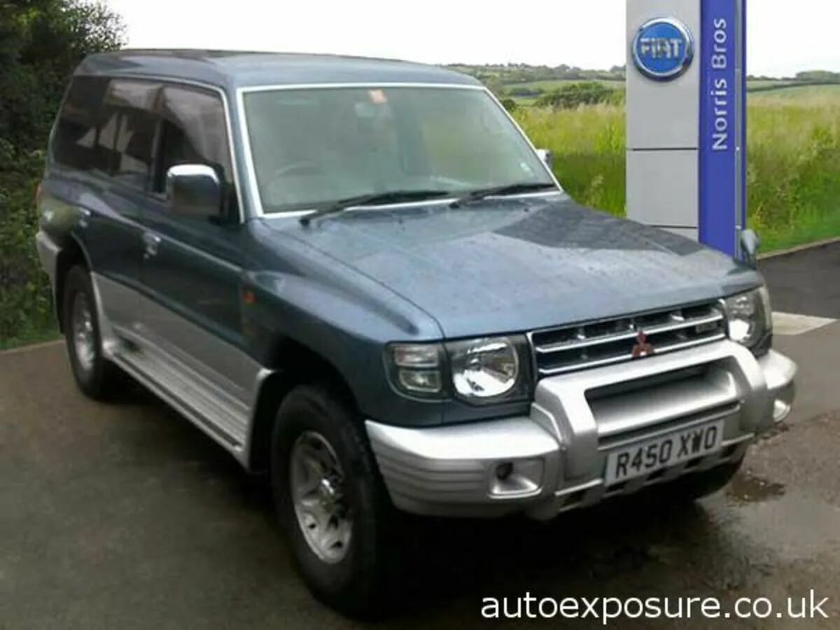 Mitsubishi pajero gdi. Mitsubishi pajero 3500. паджеро v6 3500. v6 gdi mitsubishi pajero. митсубиси паджеро gdi 3.5.