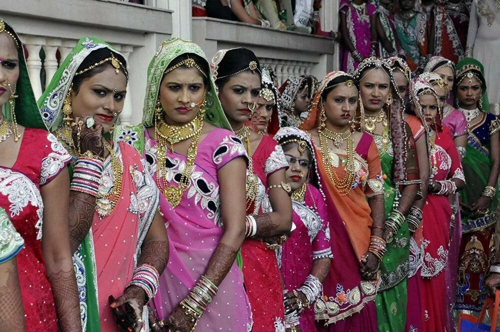 Хиндустанцы жилище. Хиндустанцы. Индия люди. Народы индии. Индия жильцы.