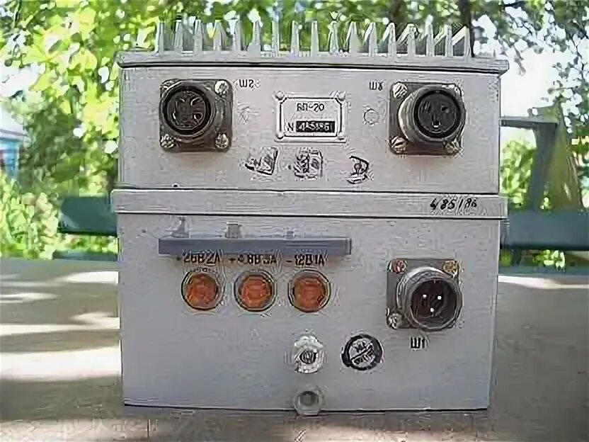 8. 8v/30а с вентилятором. Блок питания для радиостанции 13. Блок питания радиостанции р 809м2. 8v картинки.