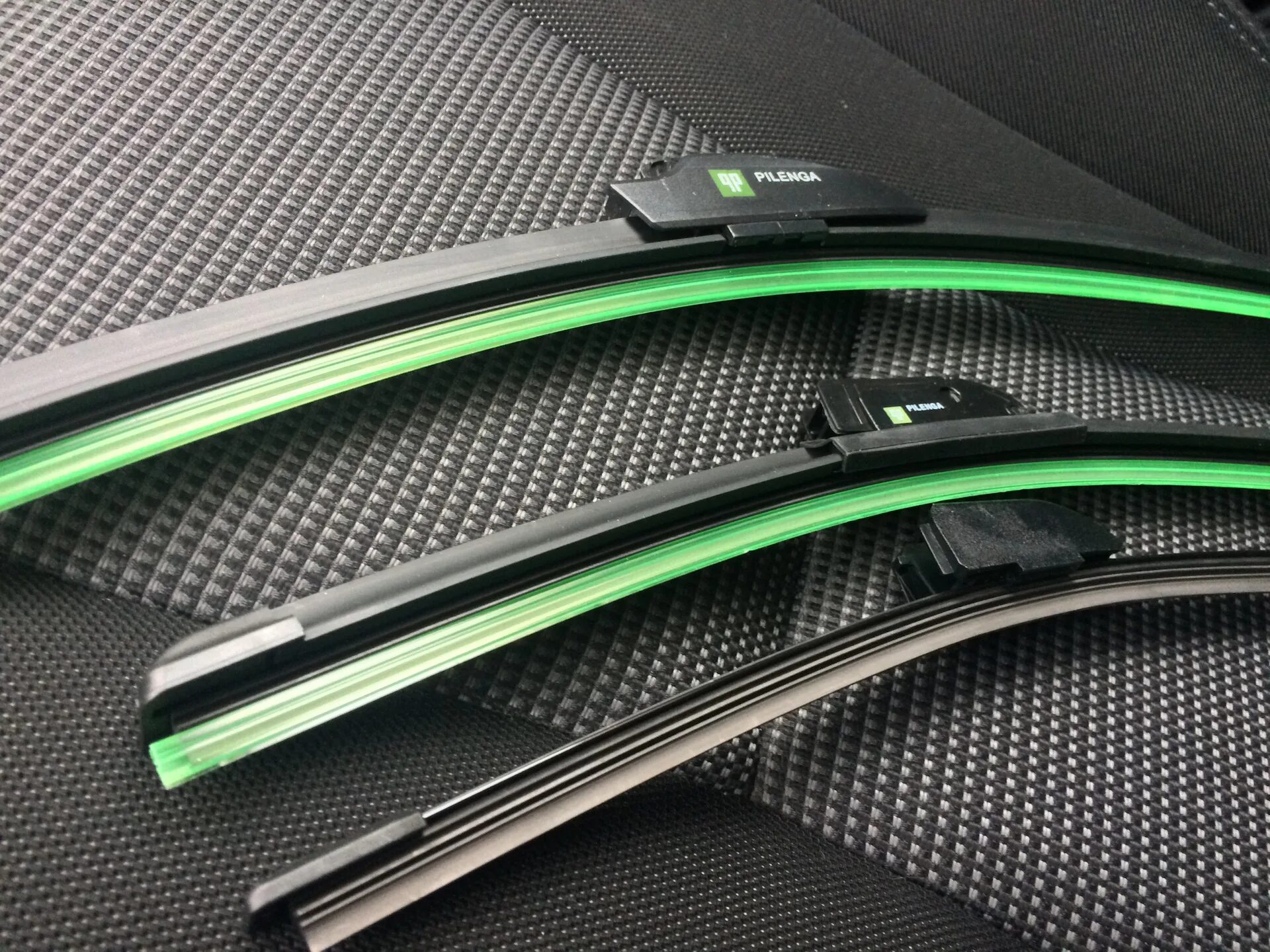 Щетка стеклоочистителя wb8w14sgr. Wb-1349 lynx. Wb 177283602. Wb02 kioki щетка стеклоочистителя. Ступичный подшипник ларгус с абс linx wb-1202.