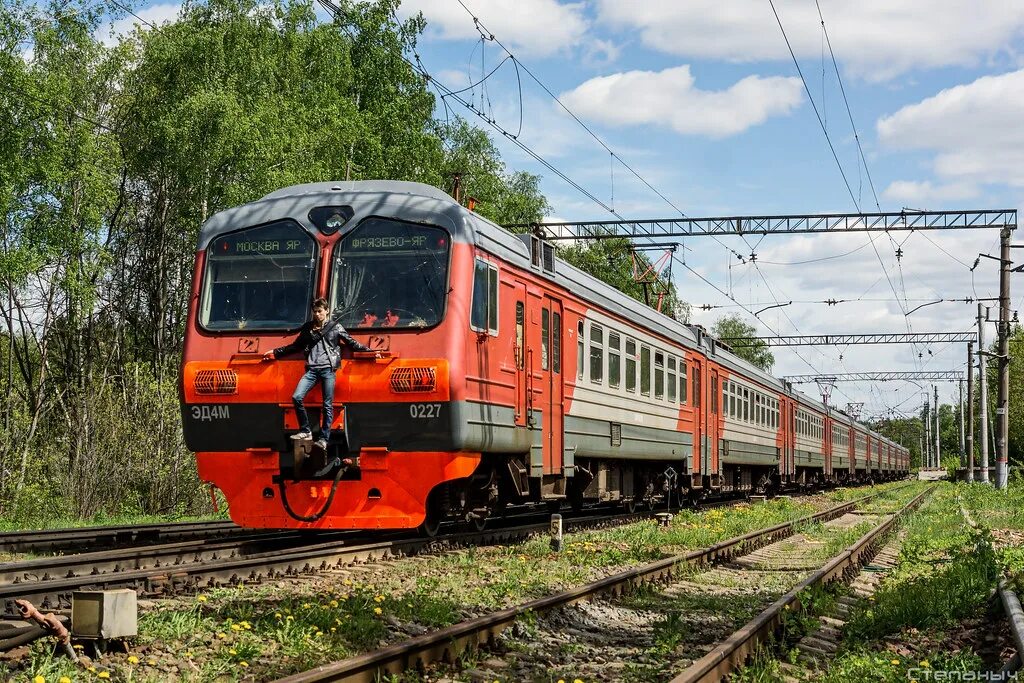 Состав электропоездов. Эд4м 62-301. Эд4м 0301. Эд4м 0227. Эд4 0010.