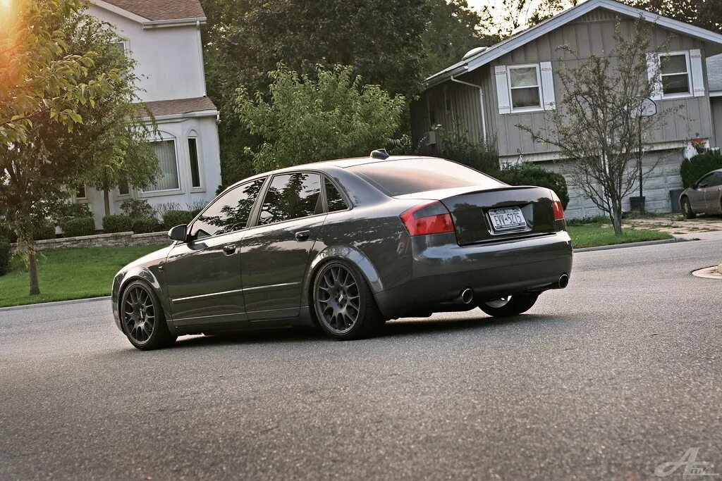 B6 b4 b9. Audi s4 b6 stance. Ауди а4 б6 стенс. Audi a4 b6 avant stance. Audi a4 b6 универсал stance.