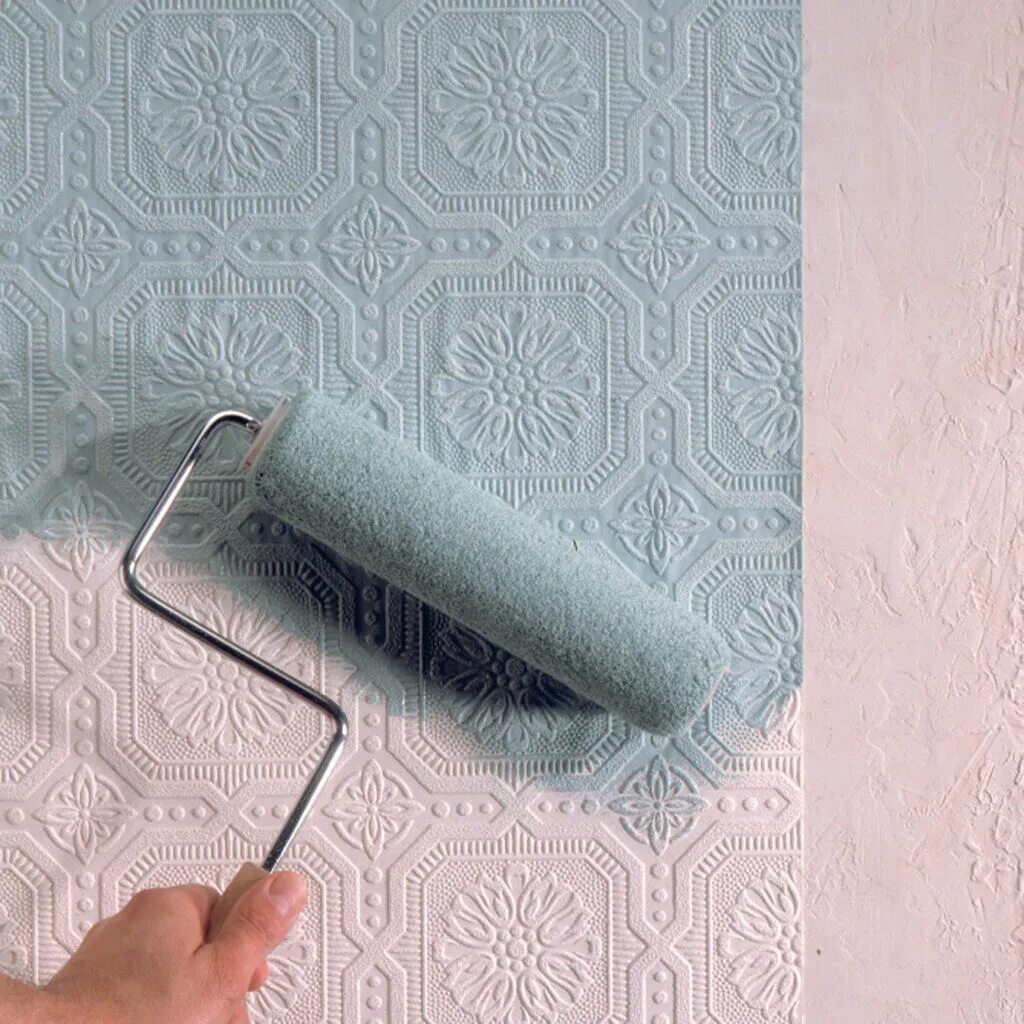 Валик для окрашивания стен. Покраска поверх обоев. Узорный валик для декора стен. Обои покрытые лаком. Идеи окрашивания стен.