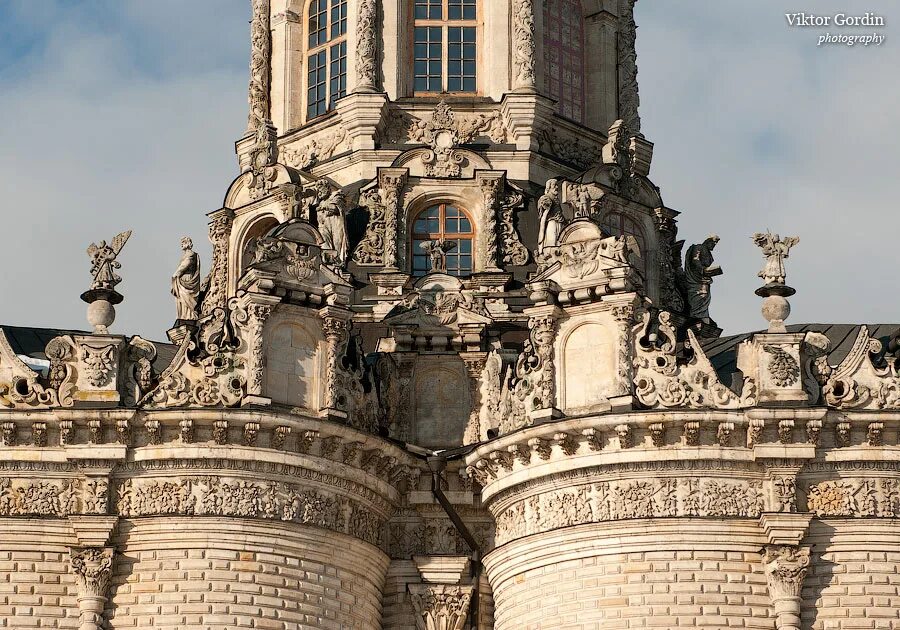 Храм знамения в дубровицах подольск. Пос дубровицы церковь знамения пресвятой богородицы. Храм знамения после реставрации. Знамения в дубровицах интерьер. Храм в дубровицах внутри.