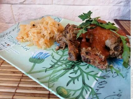Ребрышки с квашеной капустой