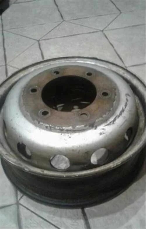 Диск колеса форд транзит на 16. Колесо форд транзит спарка. 2107907 ford. Диск колеса форд транзит 15. Диски для форд транзит спарка 2008 года.