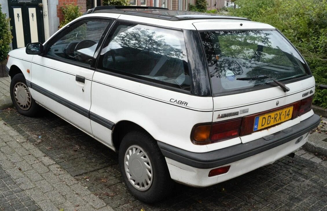 Митсубиси Кольт 1991. Митсубиси Кольт 1988-1992. Mitsubishi Colt III (c50). Митсубиси Mirage 1991.