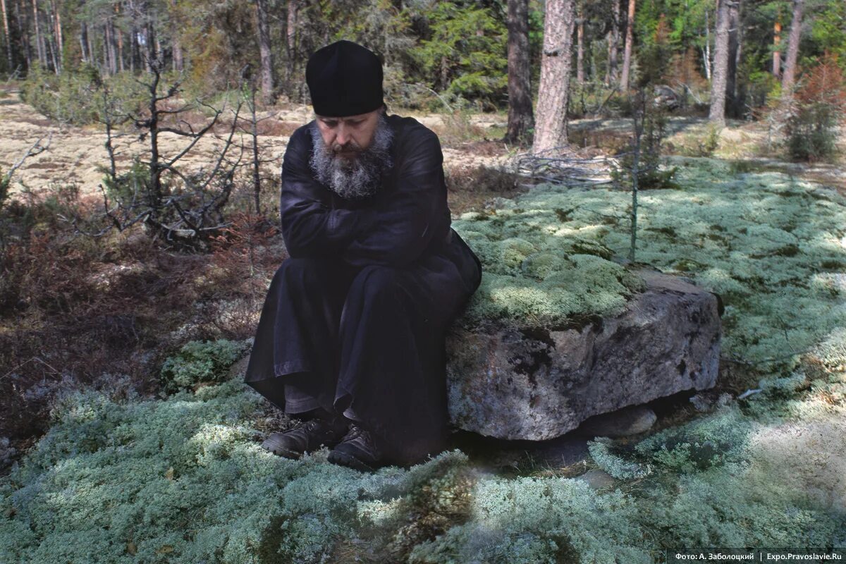 Ушедшие из монастыря монахи