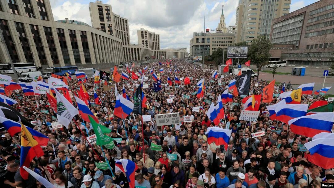 Протесты в Москве 2019 Сахарова. Митинг на проспекте Сахарова. Митинг 10 августа 2019 в Москве. Россия человек. 10 августа 2023 день