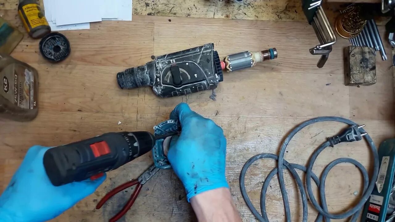 How to disassemble Makita HR2470 sds plus rotary hammer drill - YouTube