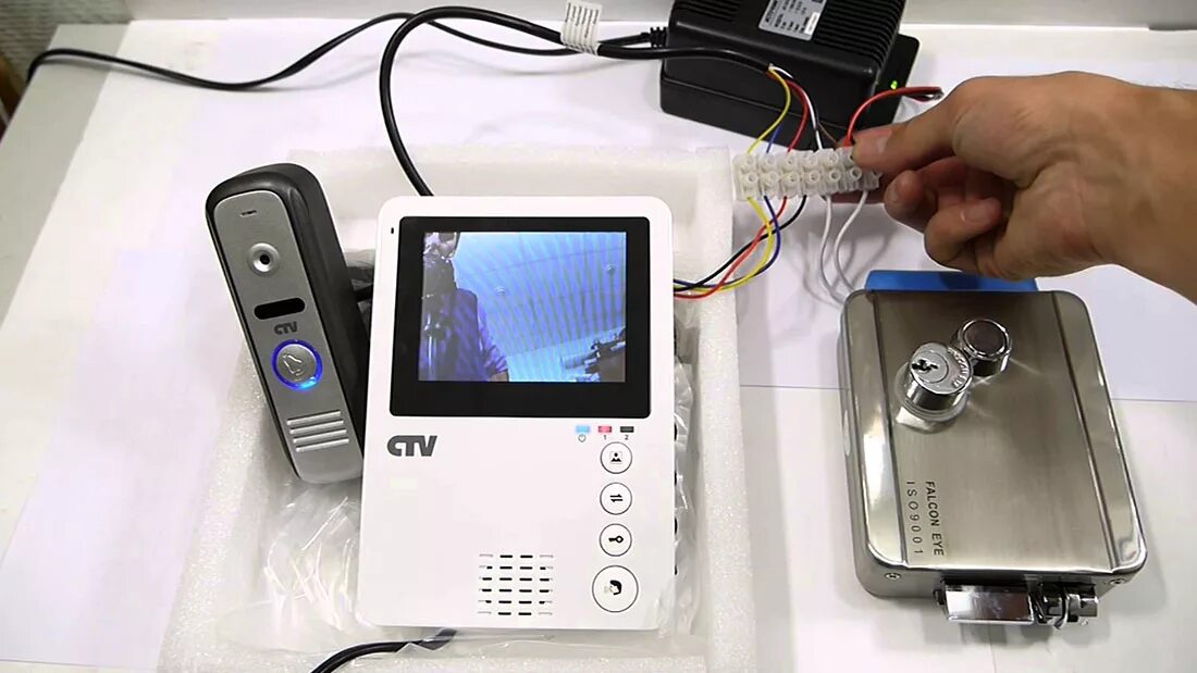 Домофон установить дом. Видеодомофон к2. видеодомофон sectec st-780. монтаж домофона dj6225. монтаж видеодомофона.