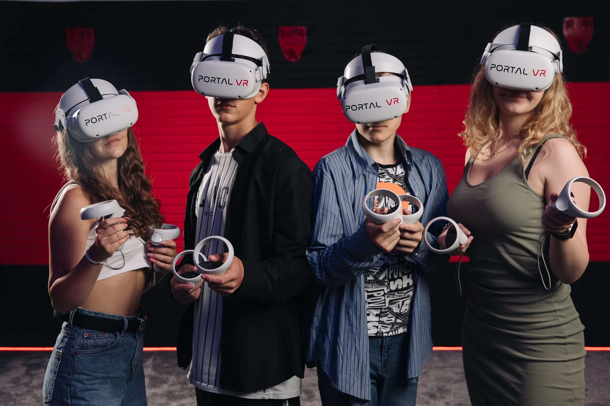 VR клуб. Квесты виртуальной реальности. Клуб виртуальной реальности. Квест в виртуальной реальности. Виар трансов