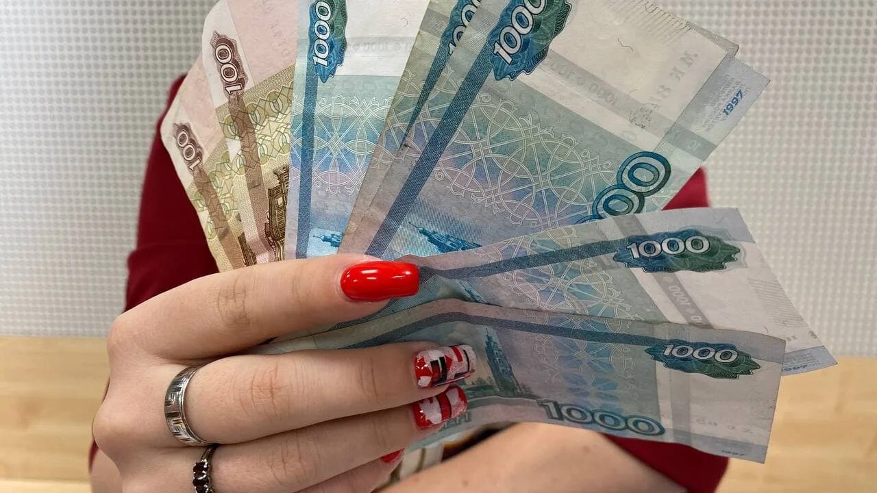 Sever1off. Кража косметики из магазина. Украл 100 000. Украл 100 000. Украл 100 000.