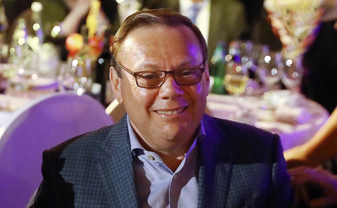 Михаил фридман биография личная жизнь Автопарки российских миллиардеров: машины топ-5 бизнесменов из списка Forbes Ure