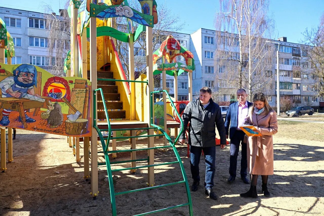 Благоустройство двора. Комфортная городская среда. Формирование городской среды. Детский двор.