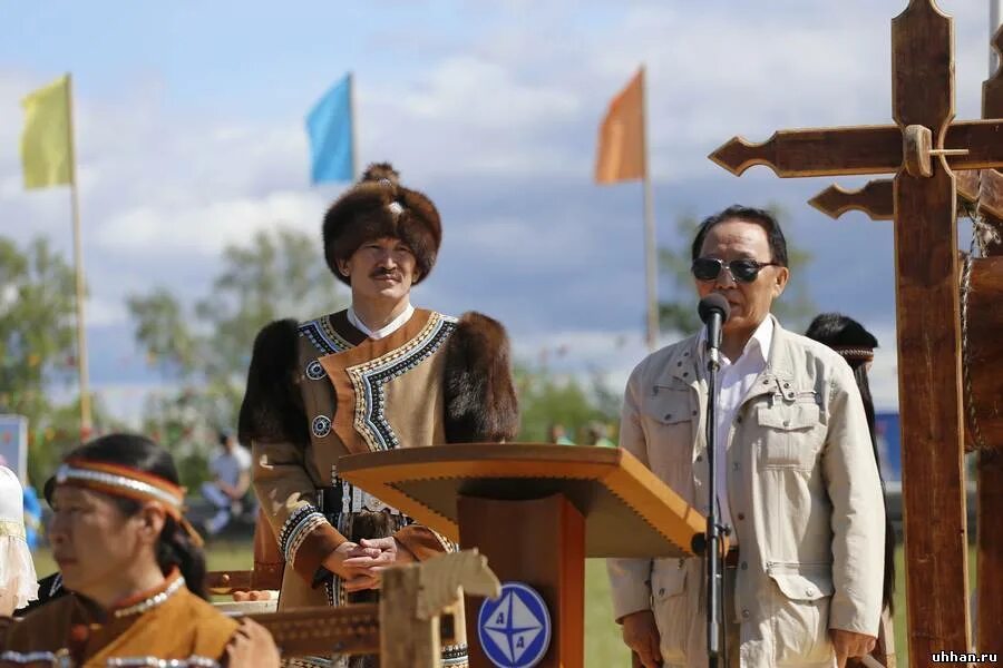 уххан сирэ. уххан. уйбаан уххан поэт. хаартыскалар. платье 2022 на ысыах.