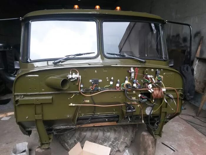 Клапан на воздушное сцепление урал 4320. Урал 4320 разбор. Урал 4320 мтп. Урал 4320 разбор. Урал 4320 6x4.