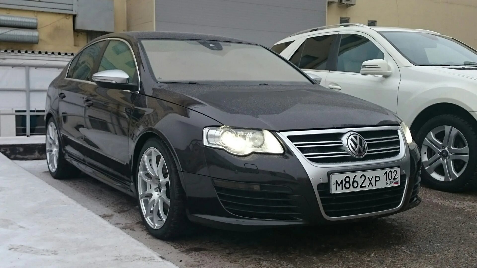 Б6 40. Passat b6 r36. Фольксваген Пассат б6 р36. Passat b6 r36 r19. Обвес r36 Passat b6.