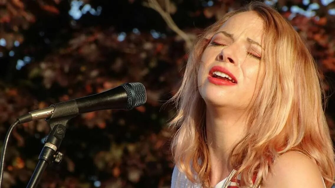 Fish on the run. Samantha fish фото.